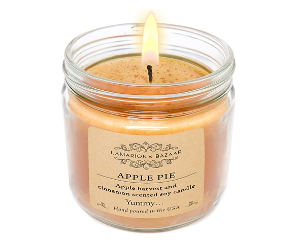 Apple and Cinnamon Scented Soy Candle (Apple Pie)